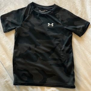 Under Armour tee
